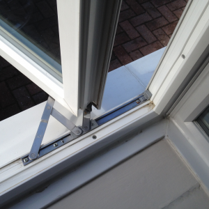Hinges - New Malden KT3